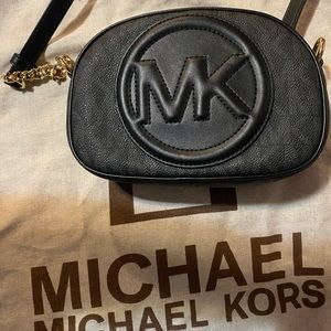 Michael Kors cross body